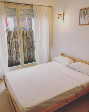 Departamento zona Güemes, a dos cuadras del mar ,Dos ambientes,céntrico